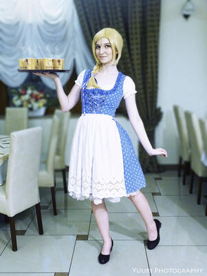 Bavarian Waitress
